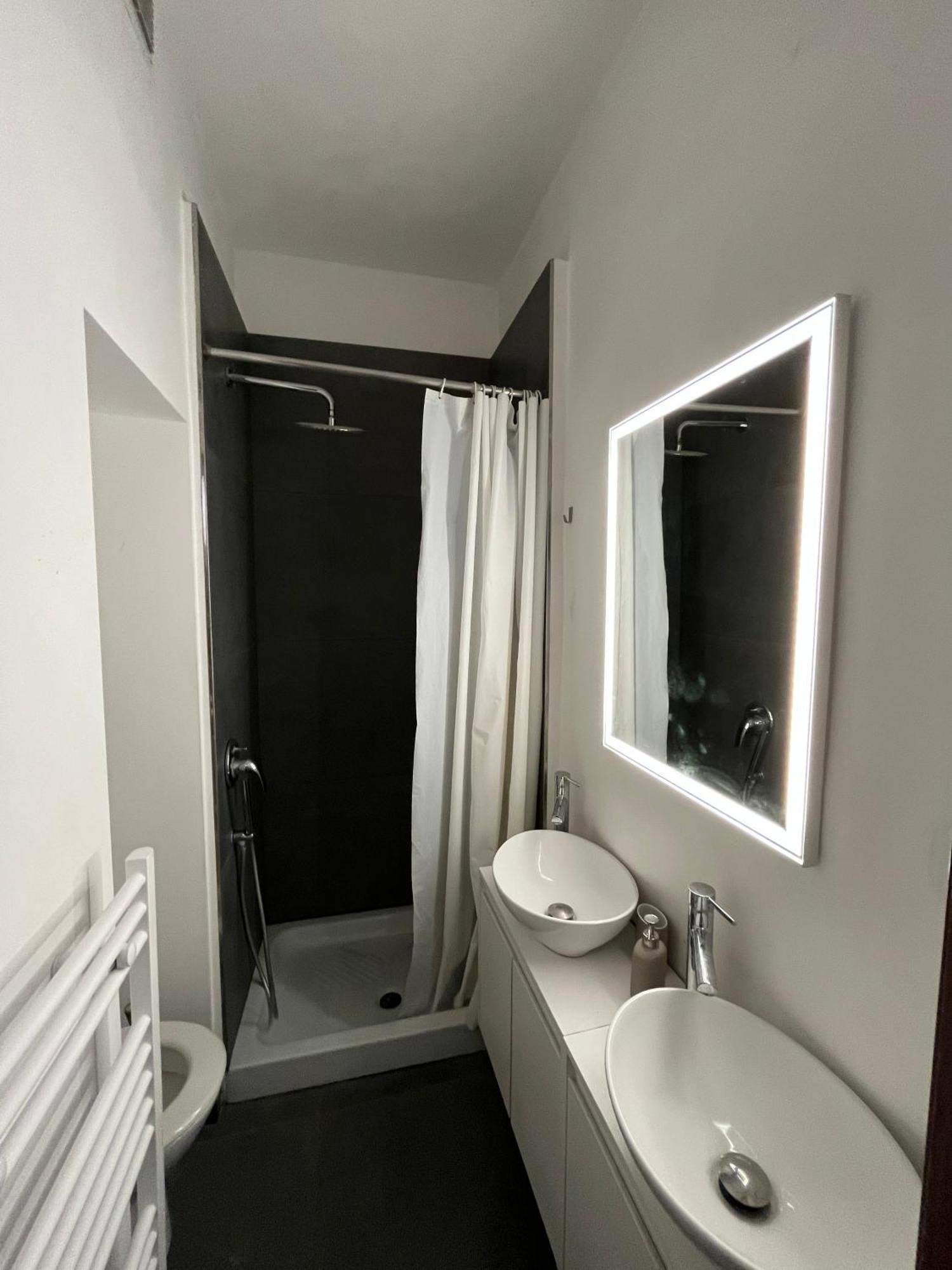 Porta Susa Rooms - Camere Porta Susa トリノ エクステリア 写真